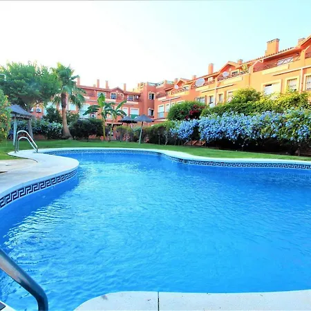 Lägenhet - A 600m De La Playa De La Carihuela - Piscina - Parking Gratis - Excelente Conexion Wifi