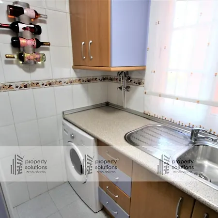 - A 600m De La Playa De La Carihuela - Piscina - Parking Gratis - Excelente Conexion Wifi Apartman Torremolinos