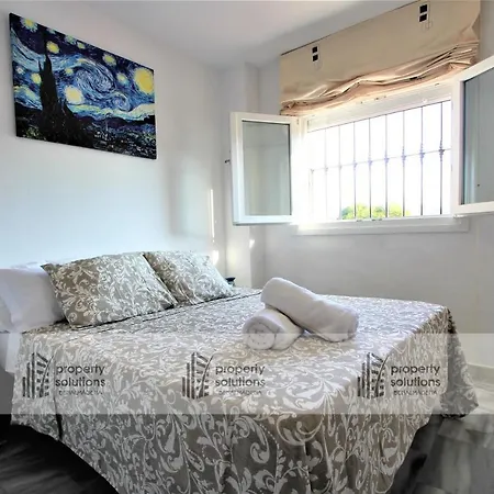 Apartment - A 600m De La Playa De La Carihuela - Piscina - Parking Gratis - Excelente Conexion Wifi